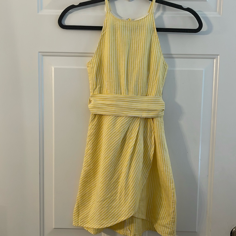 Habitual Dress with belt Yellow & White Size 7/8 EUC